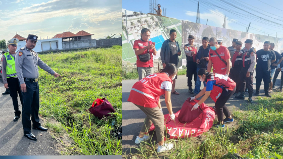 EVAKUASI : Tim PMI mengevakuasi jenazah bayi di dalam tas belanja warna merah untuk dibawa ke RSD Mangusada, Kapal. Ist