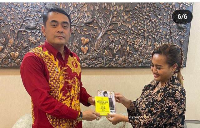 KUNJUNGAN: AWK menerima kunjungan selebgram Lina Mukherjee.