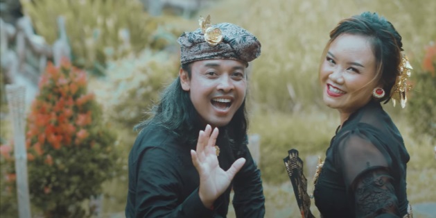 Duet Widi Widiana dan Dek Ulik