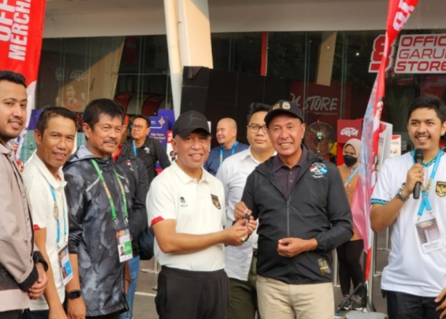 Dukung Sepak Bola Nasional, BRI Berikan Bus untuk Skuad Garuda