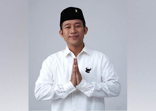 Denny Cagur mohon doa restu nyaleg DPR RI.