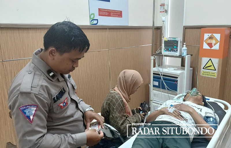 TIDAK SADAR: Baeny Rahmatullah terbaring di RSU Bhakti Husada Dusun Krajan, Desa Tegalharjo, Kecamatan Glenmore pada Senin (4/3).