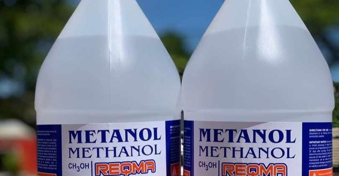 Metanol yang terkandung dalam minuman beralkohol. (ig @motorepuestosfarma)