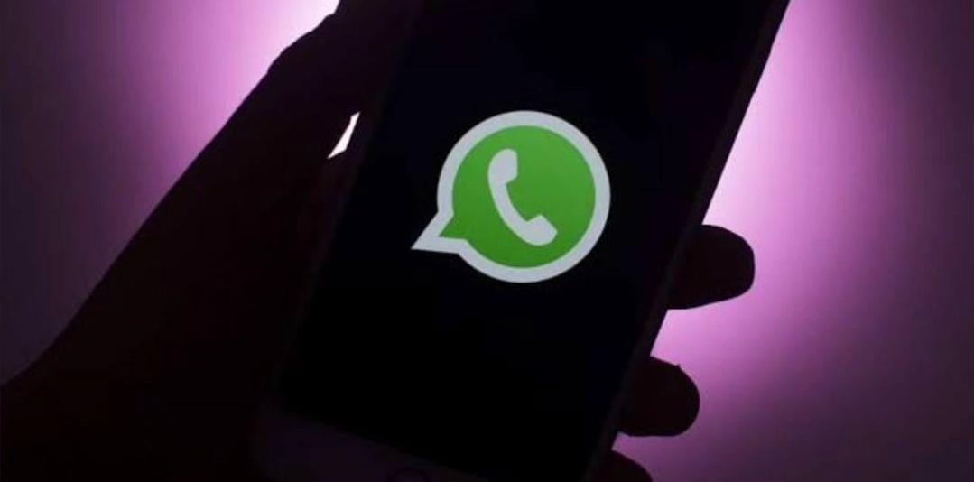 Foto Ilustrasi whatsapp. (ig @fukkard)