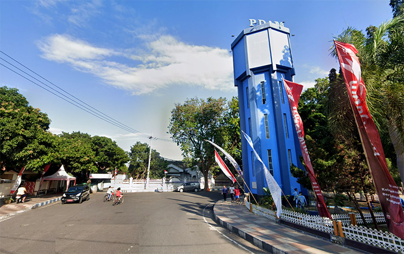 Menara air di jalan Kartini, Situbondo, ini adalah peninggalan zaman Belanda.