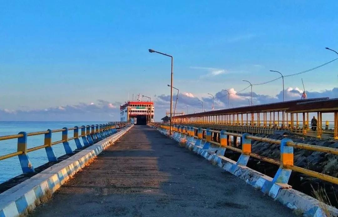 Pelabuhan Jangkar Situbondo. (Khoirul Rizal/RadarBanyuwangi.id)