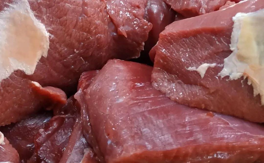 Ilustrasi daging sapi. (Khoirul Rizal/RadarSitubondo.id)