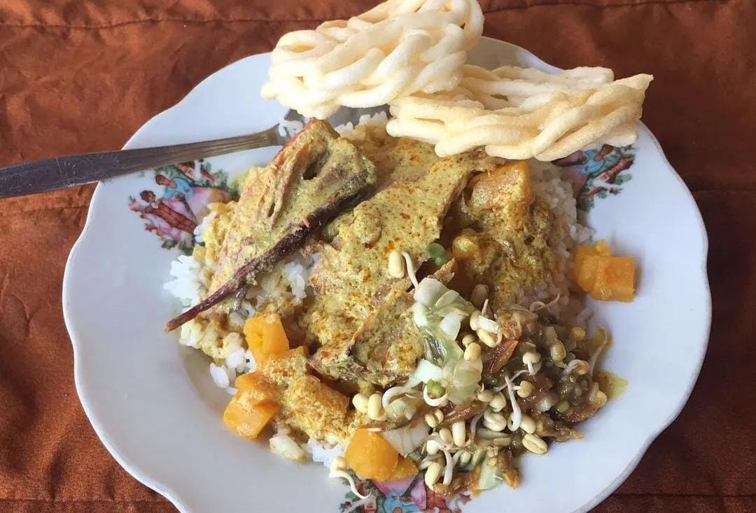 Nasi sodu kuliner khas Situbondo. (Khoirul Rizal/RadarSitubondo.id)