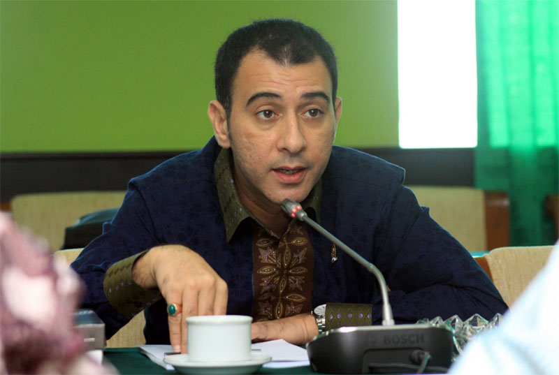 M. Nasim Khan (fraksipkb.com)