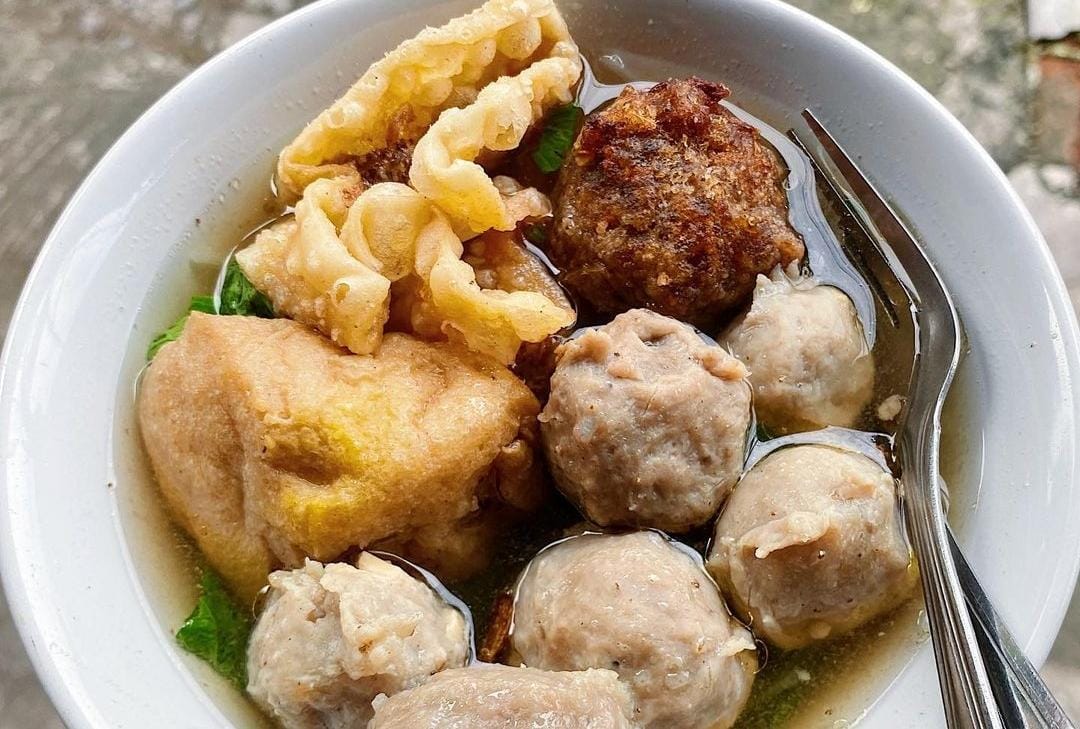 Bakso enak di Situbondo. (Khoirul Rizal/RadarSitubondo.id)
