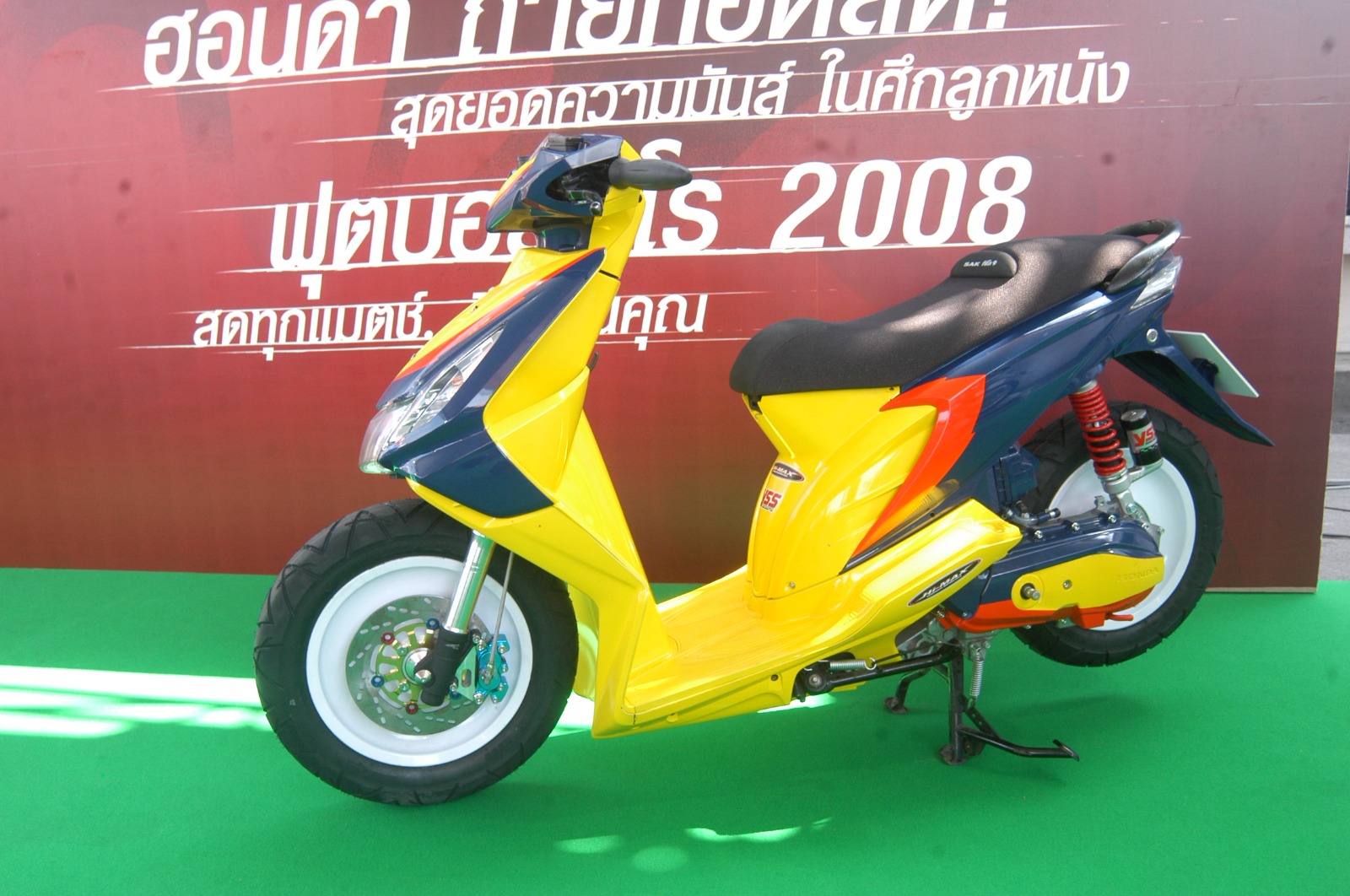MATIC TERJANGKAU: Honda Icon yang jadi cikal bakal Honda BeAT saat dipamerkan di ajang Bangkok Motor Show 2008 silam.