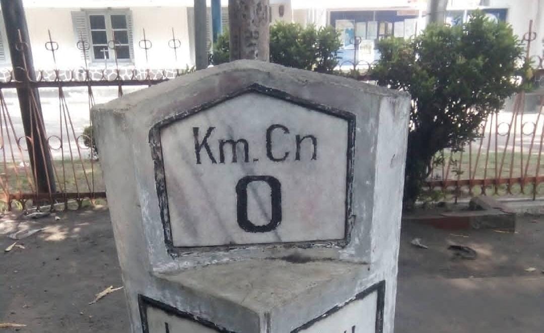 Titik nol kilometer jalan Daendels. (ig @cirebonhistory)