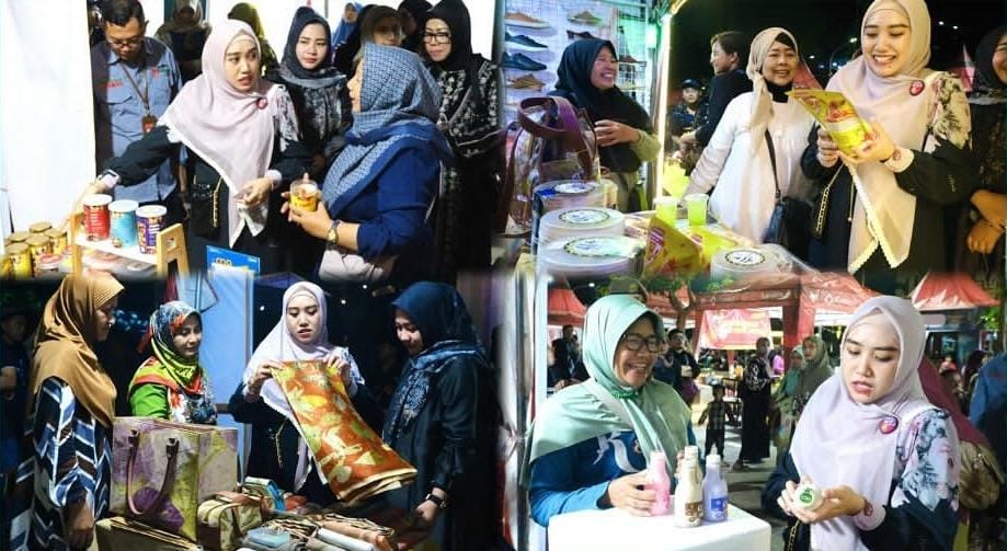 Istri Bupati Sidoarjo, Neng Sasha saat melihat produk UMKM. (ig @pkk.sidoarjo)