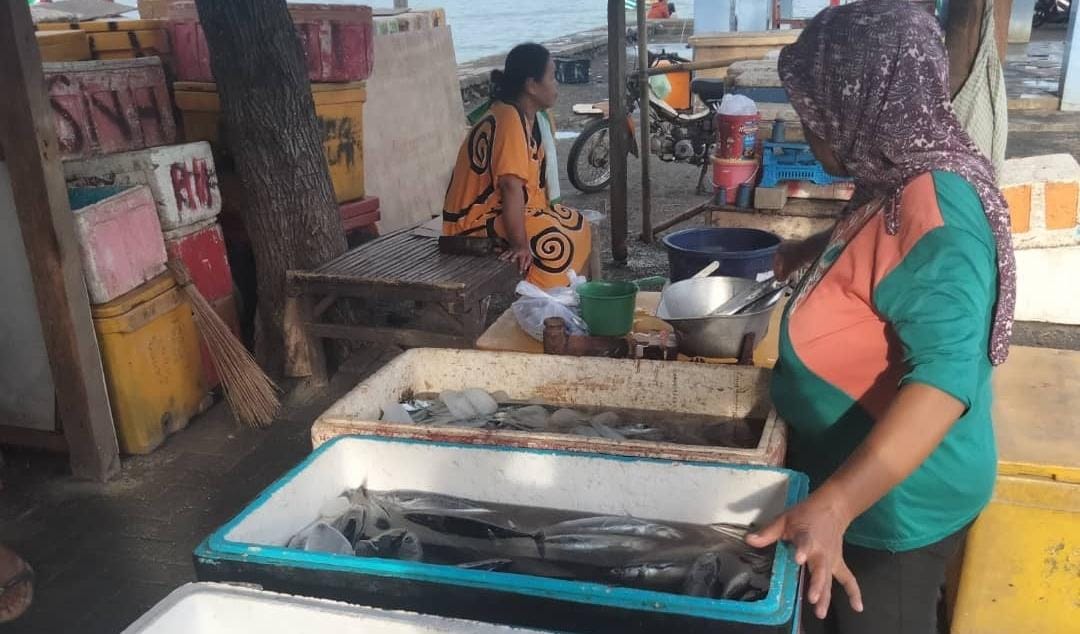 Kampung nelayan di Wonorejo dekat Baluran Situbondo. (Khoirul Rizal/RadarSitubondo.id)