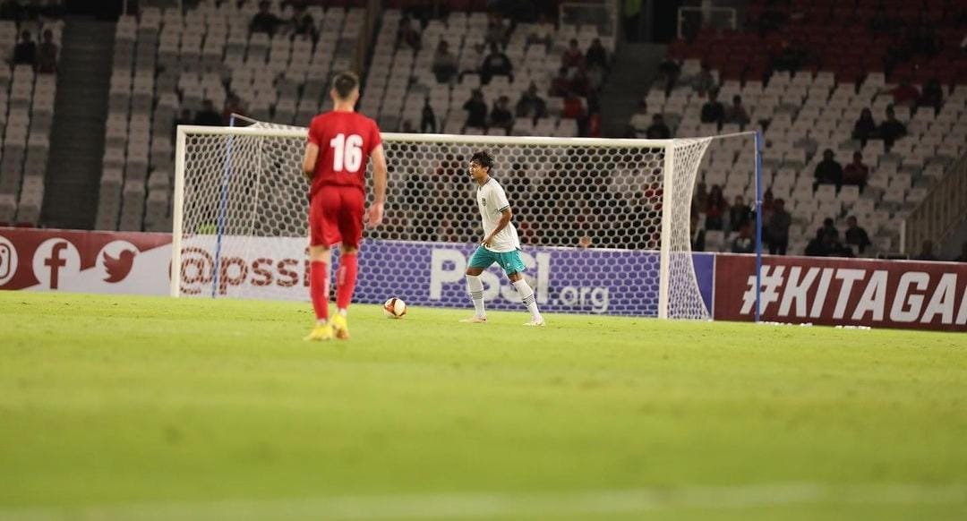 Aksi Komang Teguh bersama Timnas Indonesia. (ig @komangteguh4)