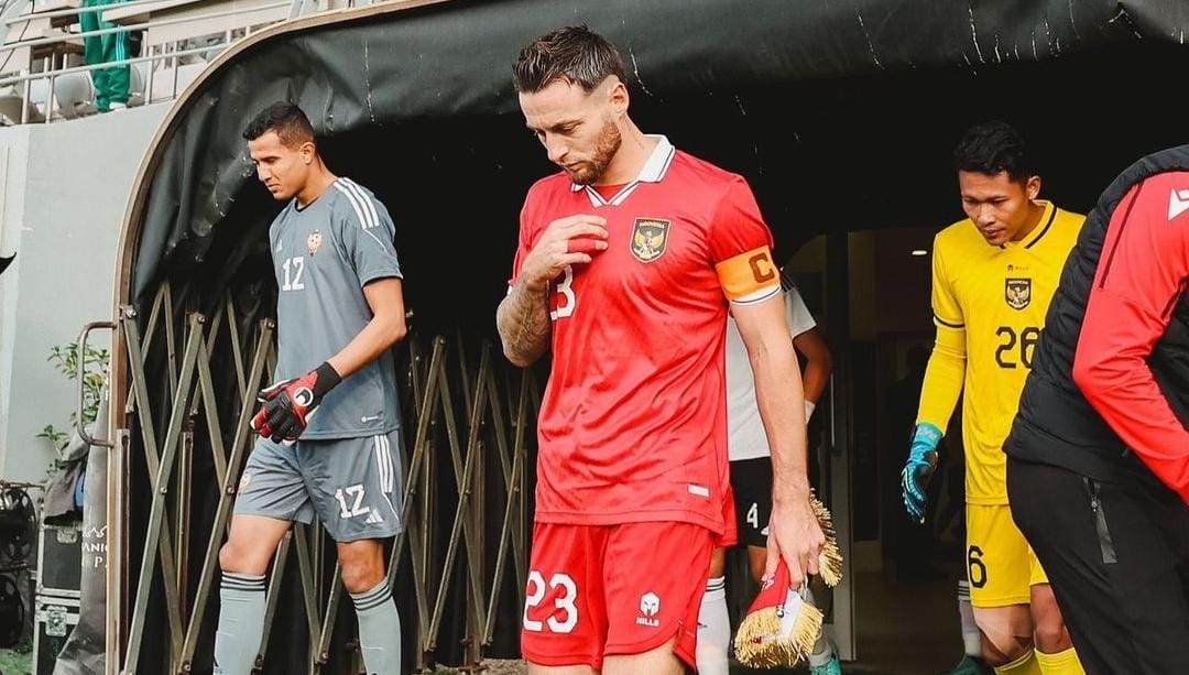 Timnas Indonesia saat hendak memulai laga. (ig @marcklok)
