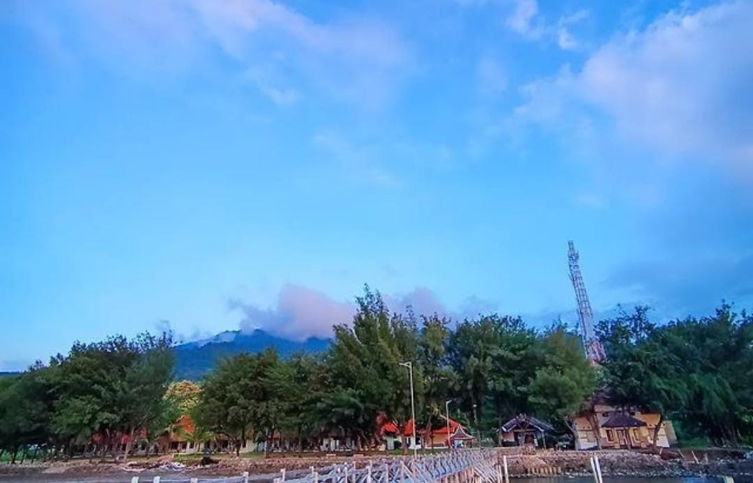 Pantai di Situbondo