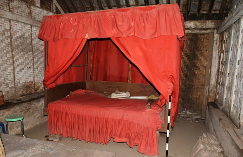 Rumah Ki Patealos.