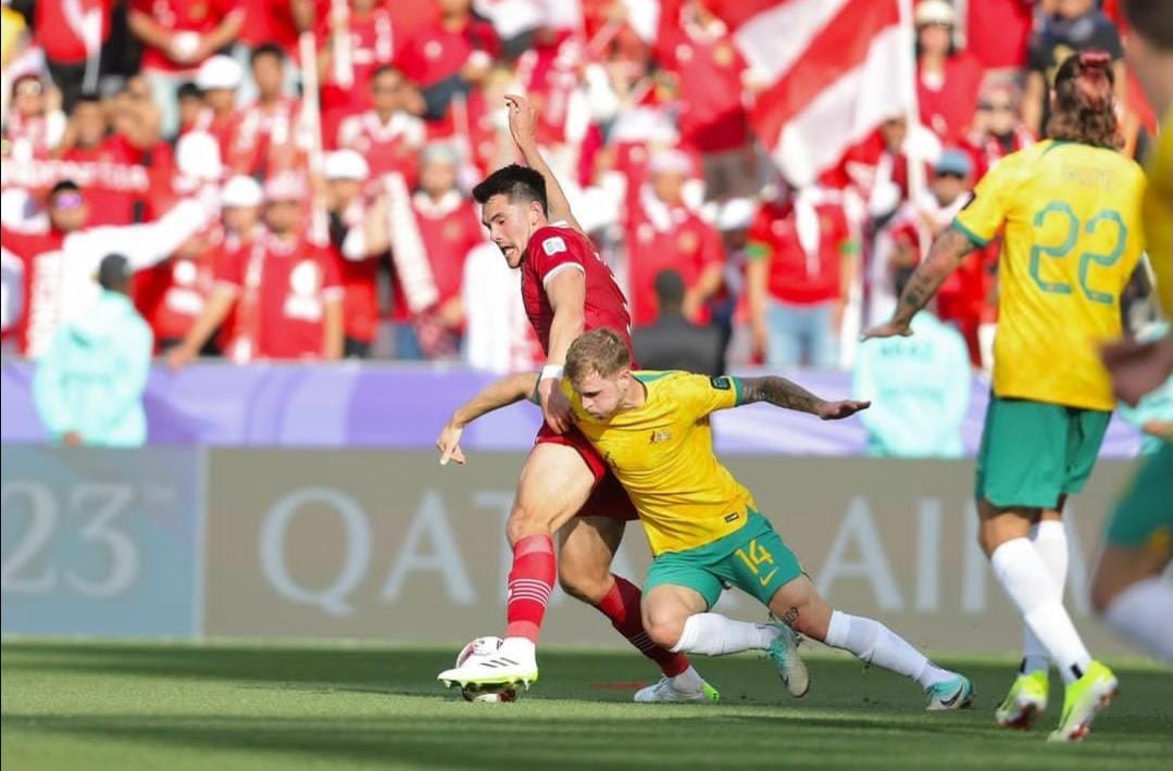 Timnas Indonesia saat melawan Australia.