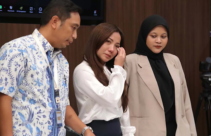 CAT menangis saat di Jakarta.
