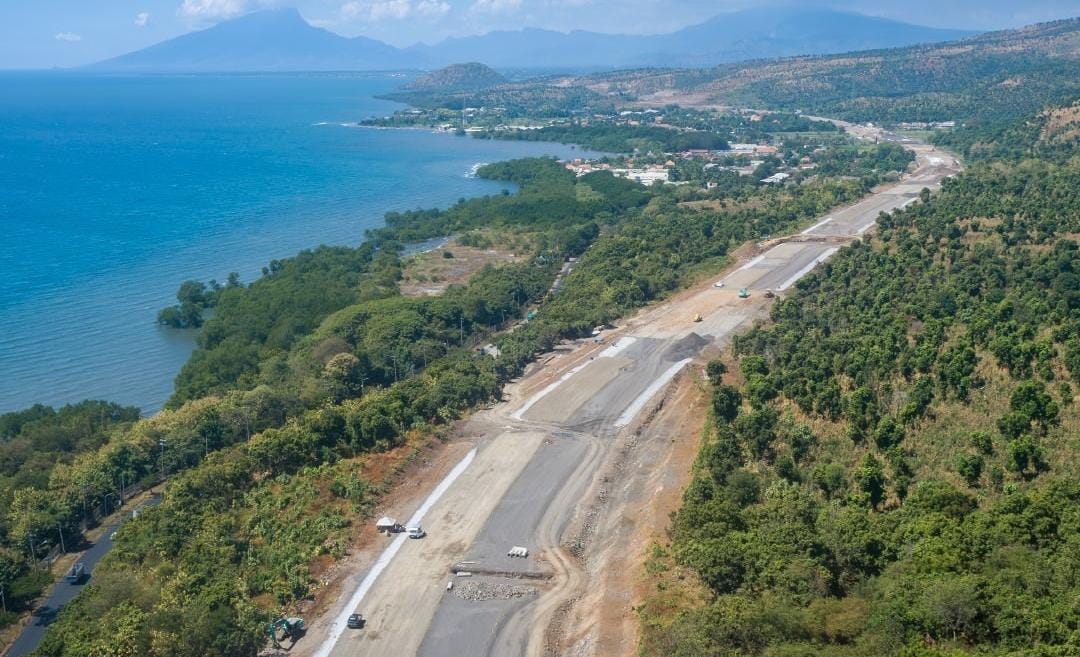 Pemandangan tol Probowangi.