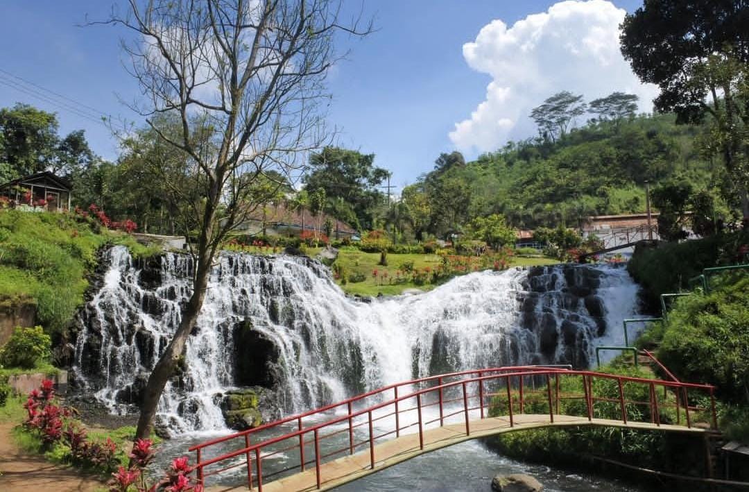 Niagara Mini di Bondowoso.