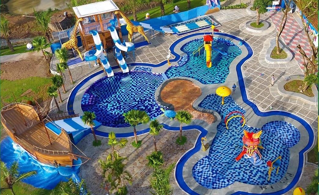 Jember mini Zoo dari ketinggian.