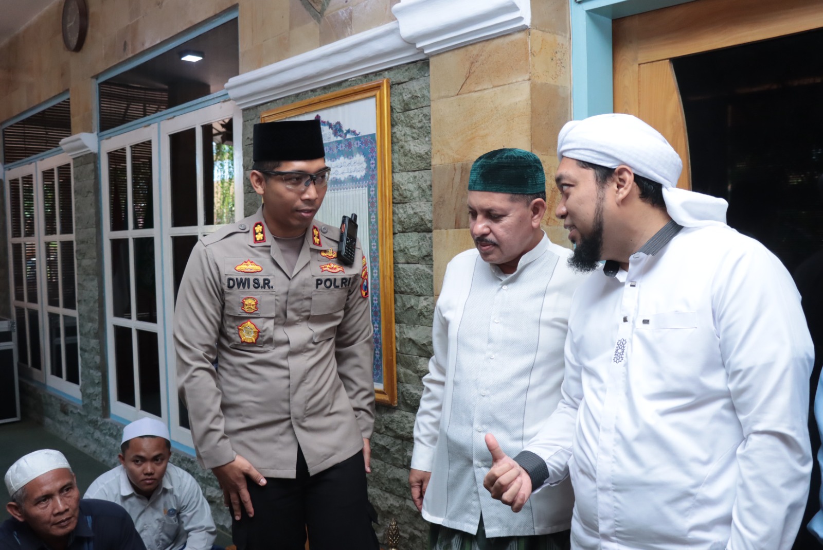 KAPOLRES LAMA: AKBP Dwi Sumrahadi Rakhmanto resmi meninggalkan Mapolres Situbondo, Minggu (21/7).
