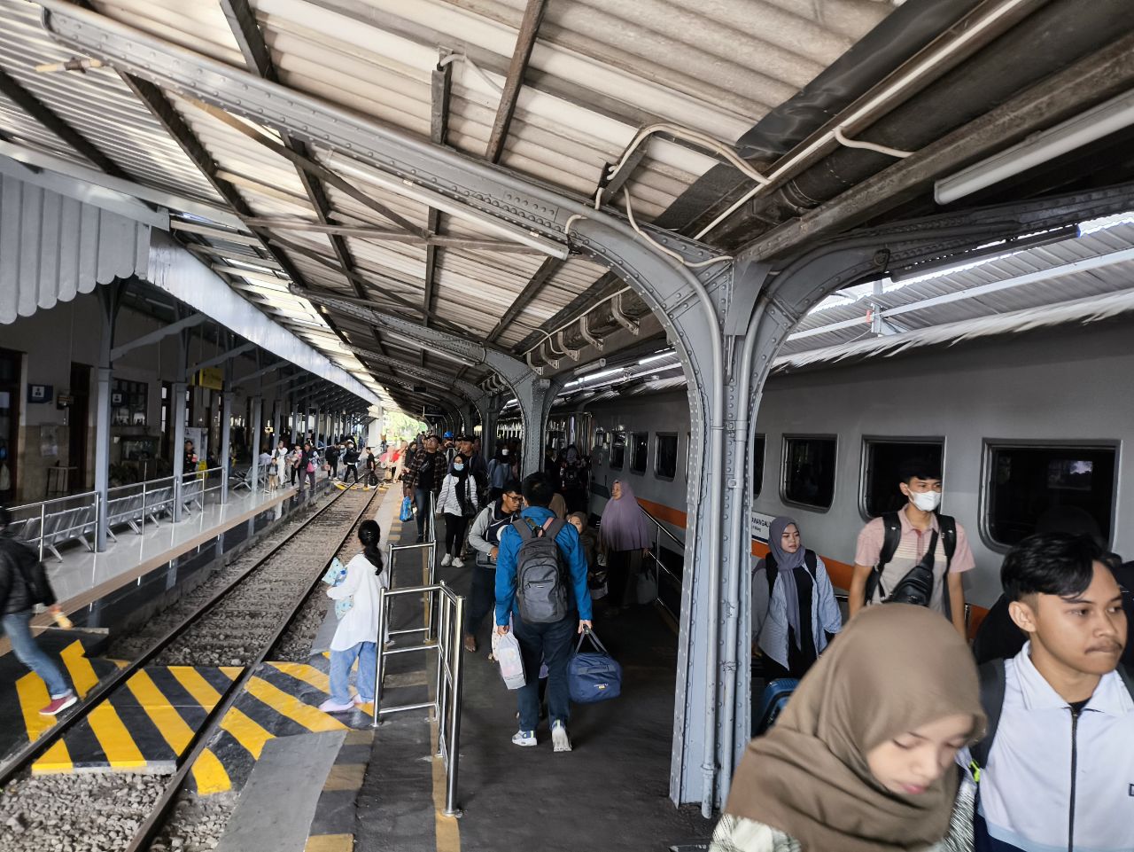 PT KAI Daop 9 Jember memberikan diskon tiket untuk beberapa KA komersial dalam rangka JFC 2024.