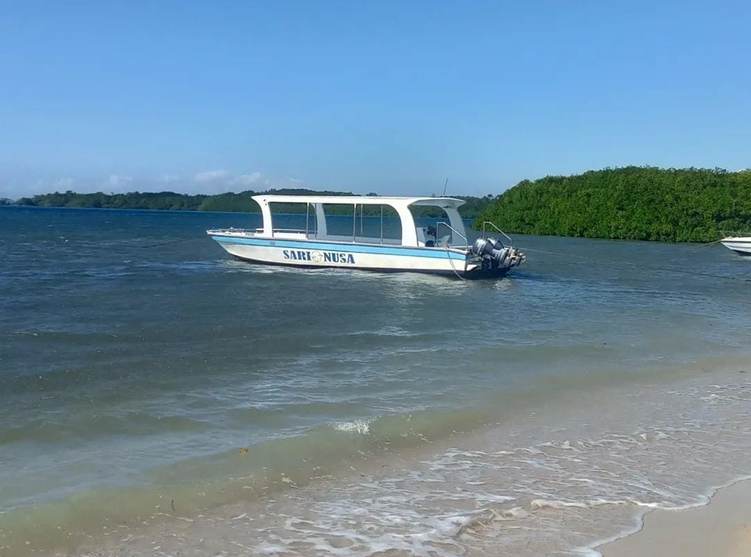 Pantai Bama TN Baluran Situbondo.