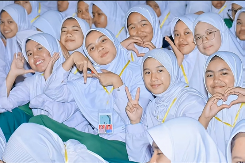 Santri baru Ponpes Sukorejo sedang menjalani masa ta&rsquo;aruf 40 hari. (tangkapan layar TikTok IKSASS Badung)