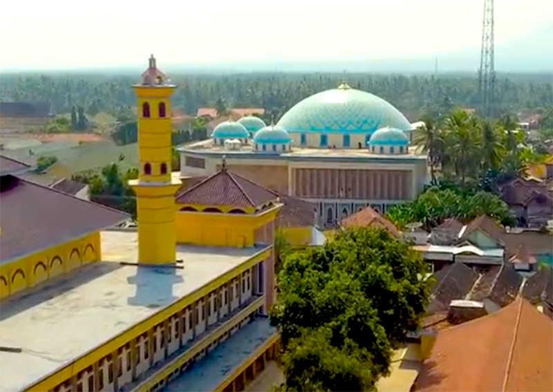 Salah satu sudut komplek Ponpes Salafiyah Syaf&rsquo;iyah Sukorejo.  (Tangkapan Layar Tiktok @WartaSantri)