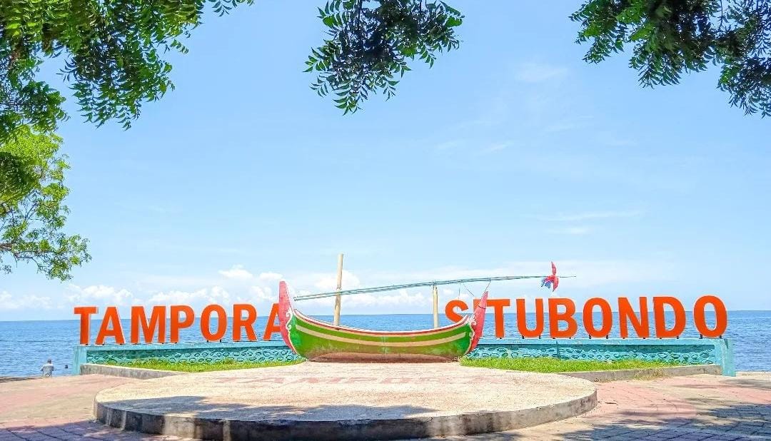Wisata Pantai Tampora. (Khoirul Rizal/RadarSitubondo)