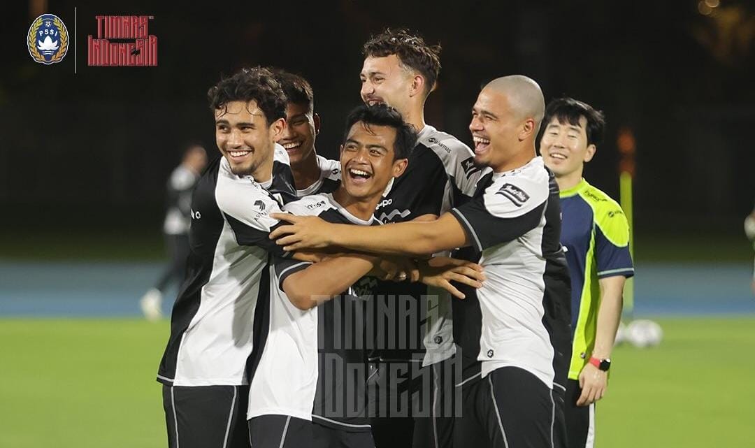 Skuad garuda saat berlatih di Arab Saudi. (ig @timnasindonesia)