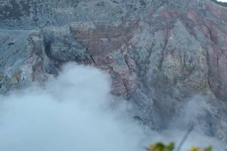 Kawah Ijen. (ig resmi @bksda_jatim_official)