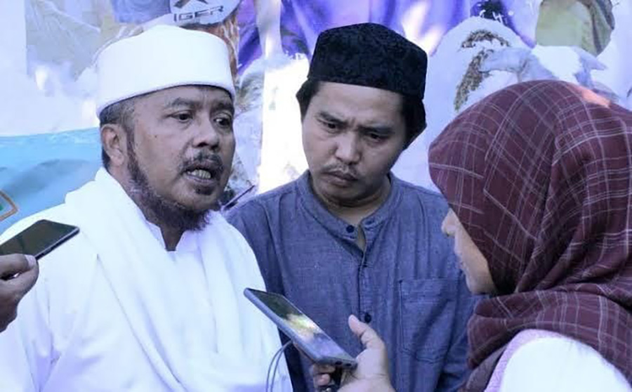 Ketua PCNU Situbondo, Dr. KH. Muhyiddin Khatib