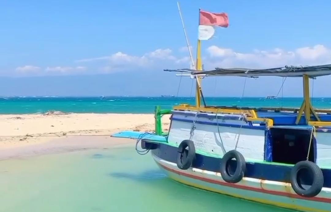 Wisata Gili Ketapang. (Khoirul Rizal/RadarSitubondo.id)