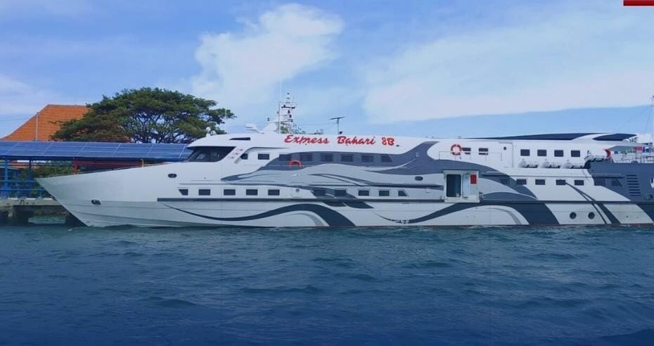 Kapal cepat Express Bahari/ ig expressbahari.id