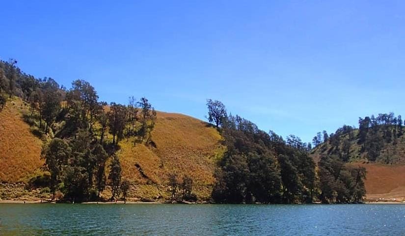 Foto: Ranu Kumbolo di Gunung Semeru/ doc Khoirul Rizal