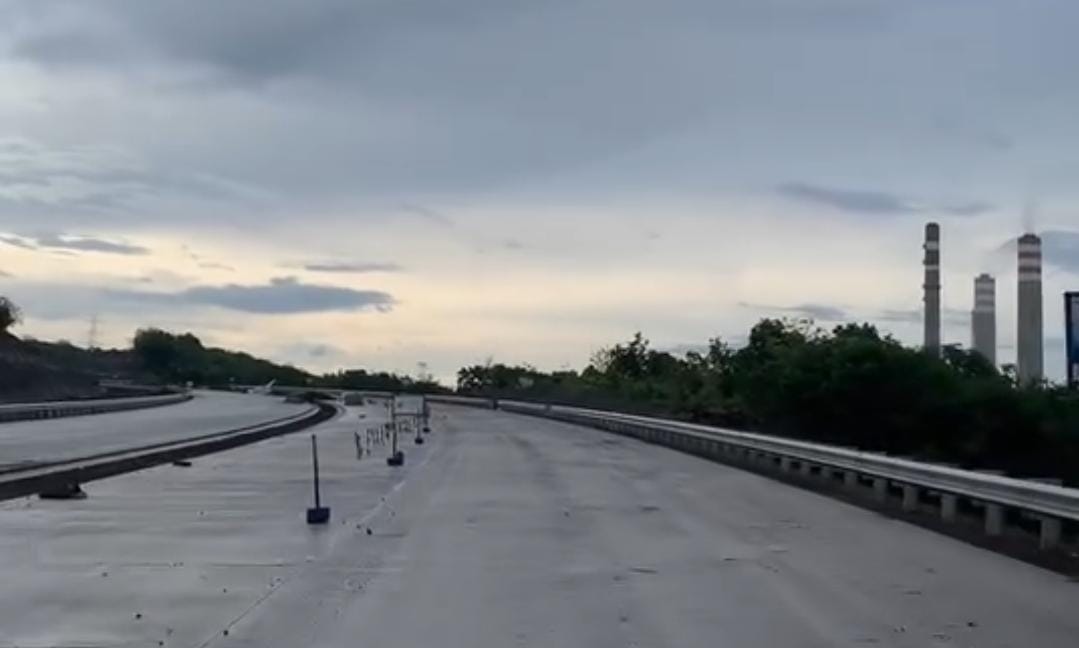 Foto: Tol Probowangi di Banyuglugur /doc Khoirul Rizal