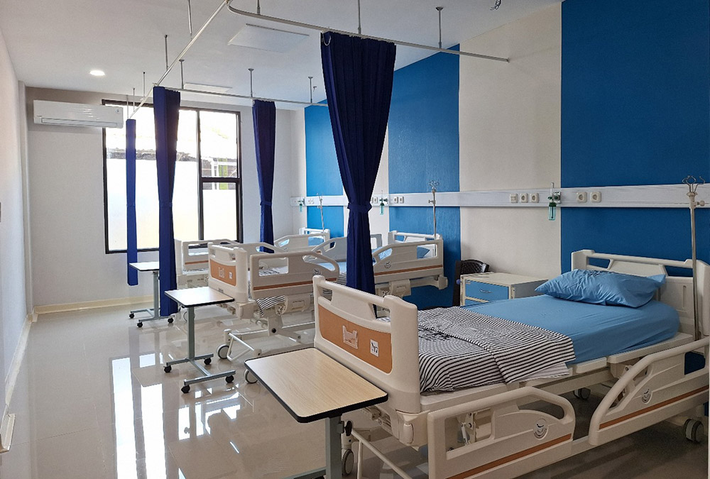 NEFRIT ROOM: Ruang inap baru sudah disediakan tempat tidur pasien yang ada di IHC RS Elizabeth Situbondo, Kamis (9/1).
