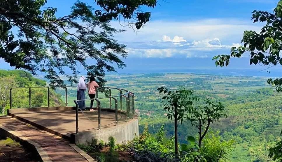 Foto: View wisata Arak-arak/ ig @arakarak_official