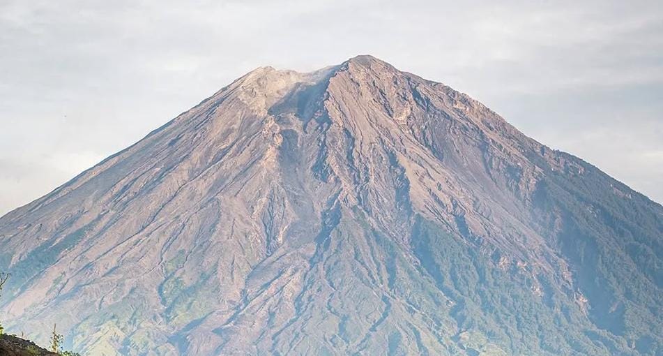 Foto: Keindahan Gunung Semeru/ doc Khoirul Rizal