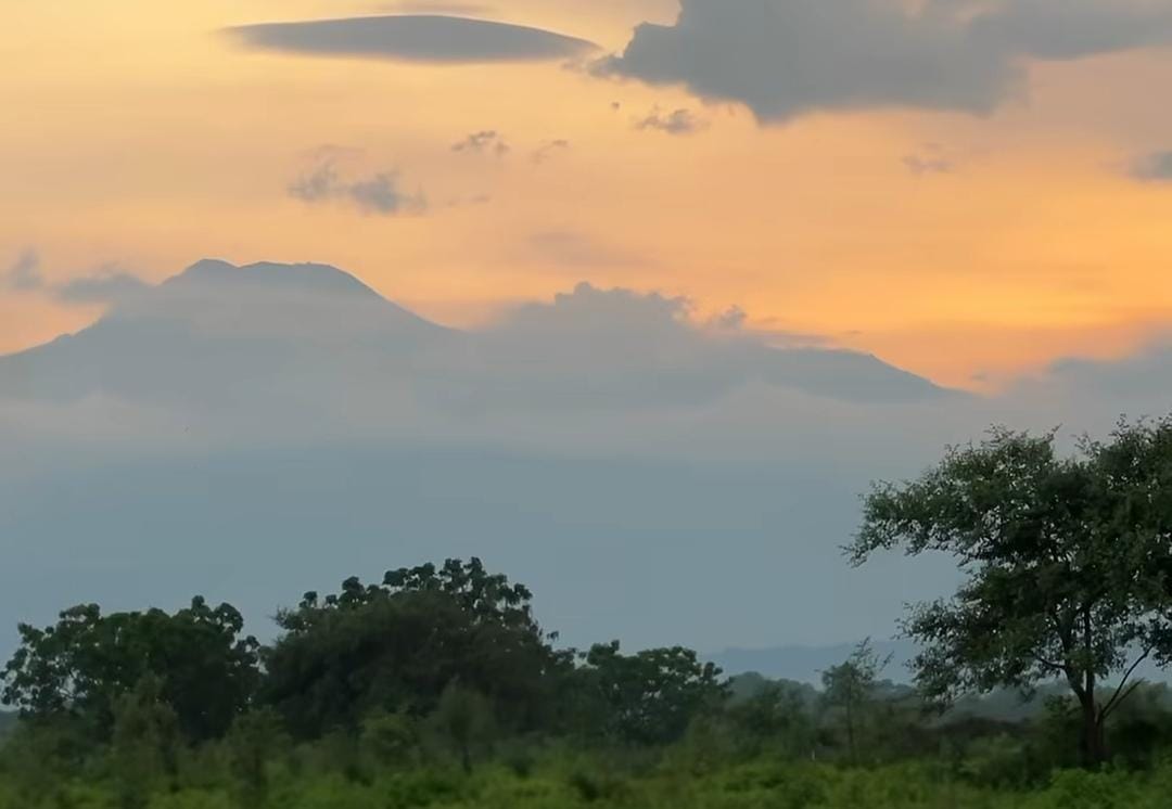 Foto: Sunset di TN Baluran/ doc ig @exotijen