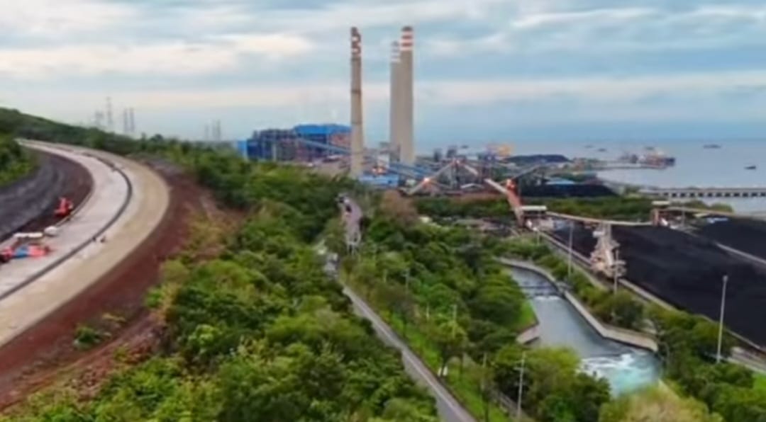 Foto: Pembangunan tol Probowangi di perbukitan/ doc Khoirul Rizal