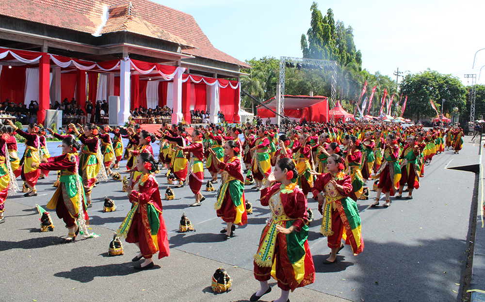 TINGGAL KENANGAN: Gelaran Situbondo Ethnic Festival tahun lalu. Tahun ini sudah tidak ada lagi.