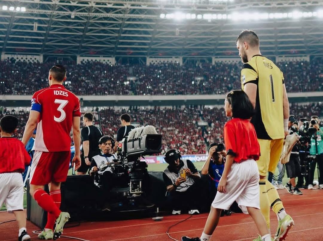 Paes saat tampil di Jakarta/ ig @maartenpaes
