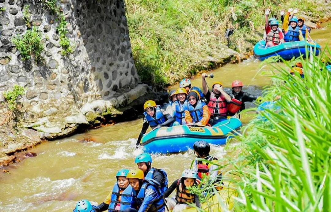 Arung Jeram Situbondo/ ig @prokopim_situbondo