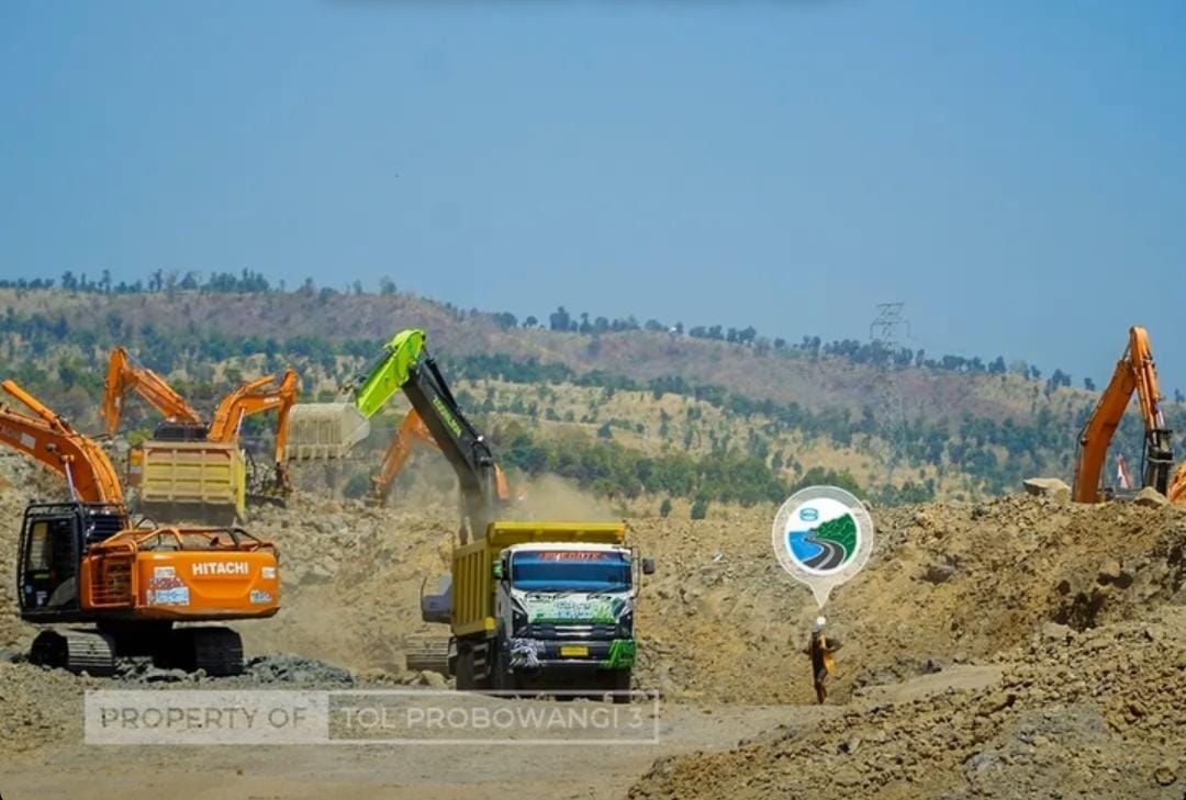 Pembangunan tol Probowangi di atas bukit/ ig @wika_probowangi3