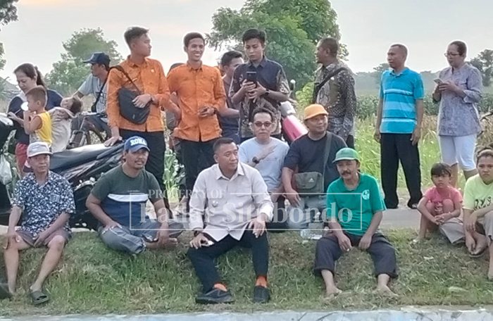 HARAPAN BARU: Bupati Situbondo, Yusuf Rio Wahyu Prayogo saat pembukaan Burnik City, di tengah ratusan warga, Sabtu lalu (17/5).